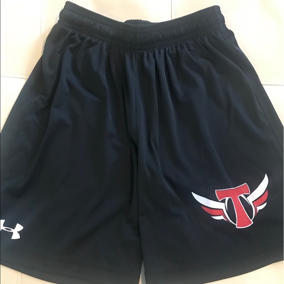 Under Armour Other - Under Armor shorts youth Med